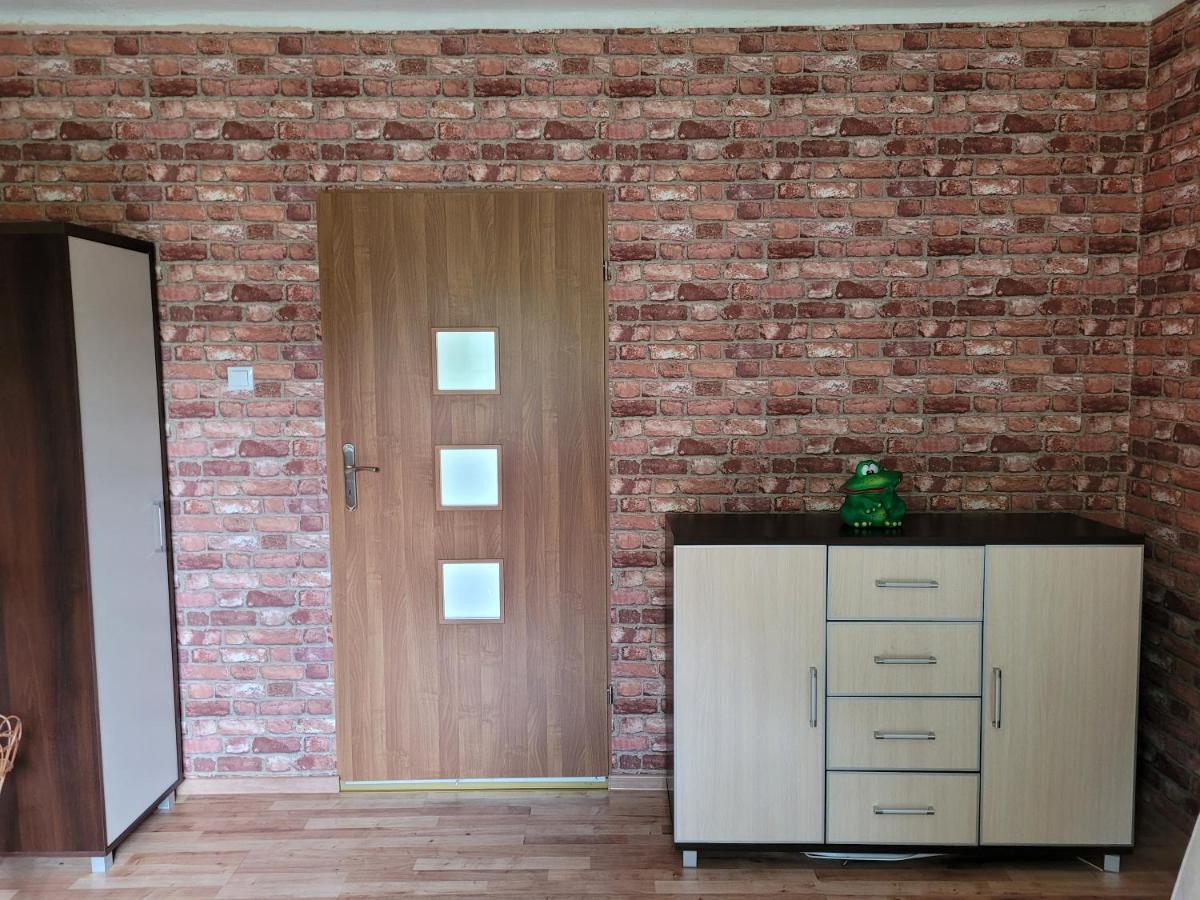 Wiejski Relax Pod "Zelaznym Szlakiem" Jastrzebie Zdroj Exterior photo